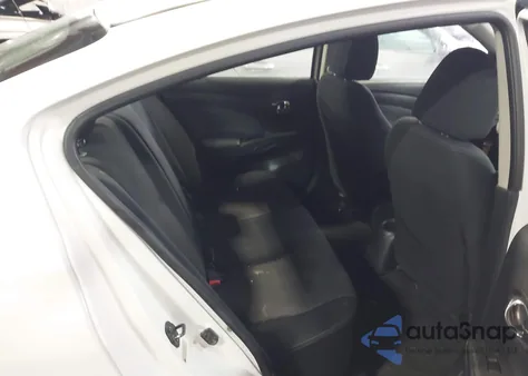 2016 Nissan Versa 1.6 S/1.6 S+/1.6 Sl/1.6 Sv z USA, uszkodzony, nr VIN 3N1CN7AP7GL857581